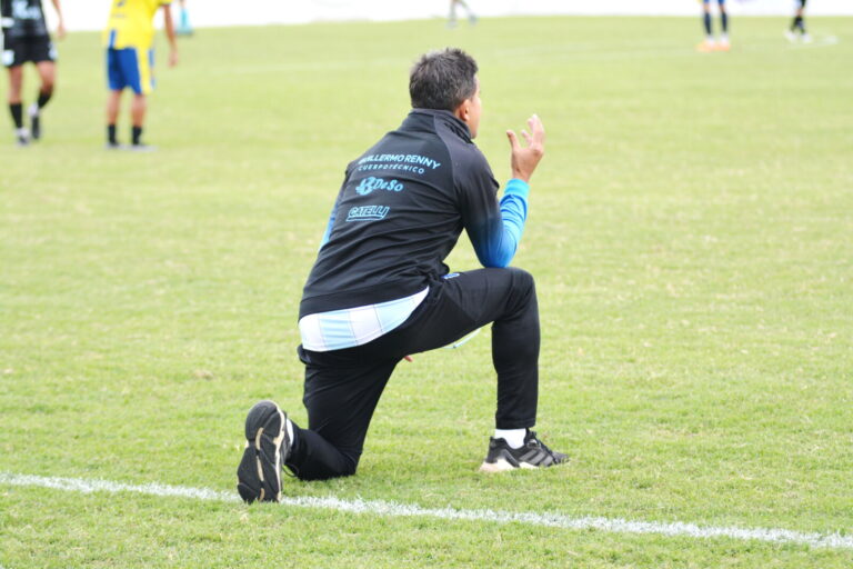 Jorge Vásquez dejó de ser el entrenador de G. Renny