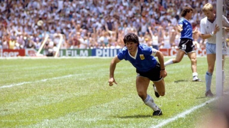 Día del futbolista argentino.