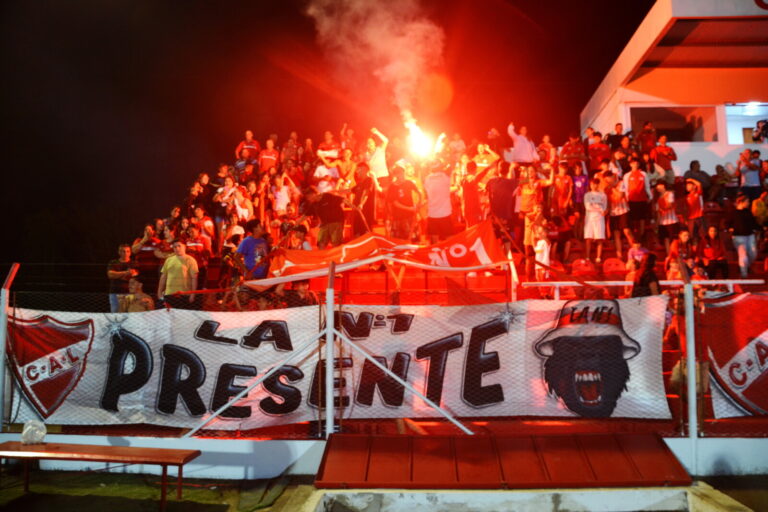 Cumpleaños de Lambert de Monte Maíz.