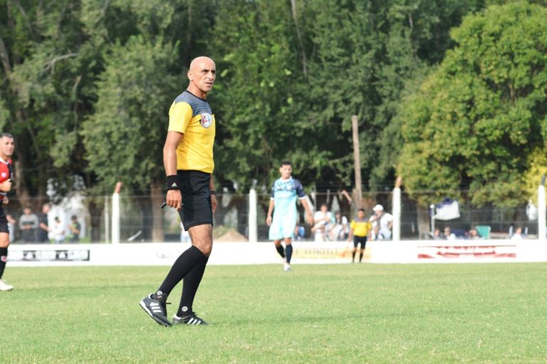 Árbitros para Tercera y Primera División.