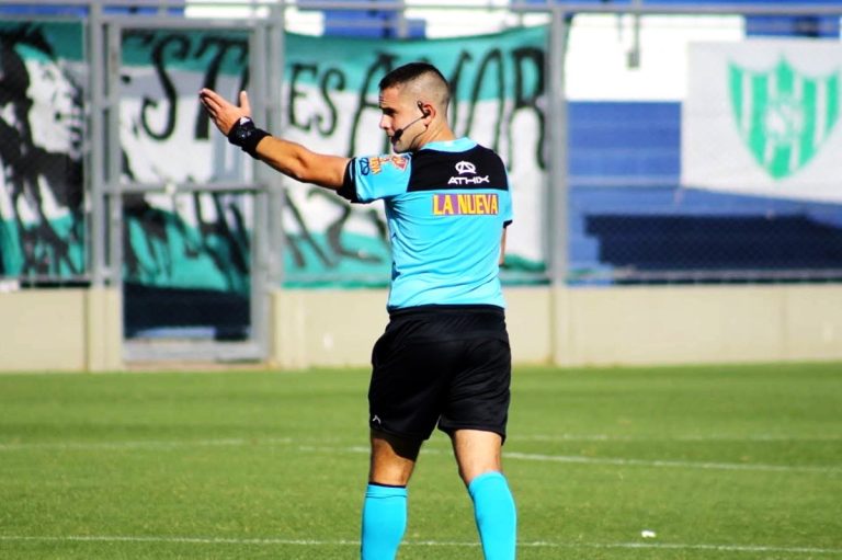 Árbitros para Tercera y Primera División.